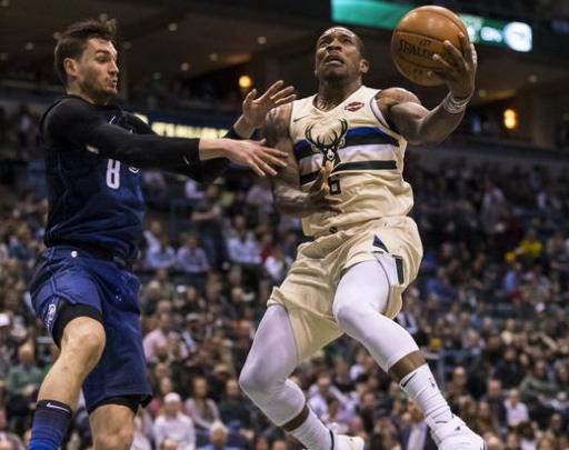 重返球场 重返球场